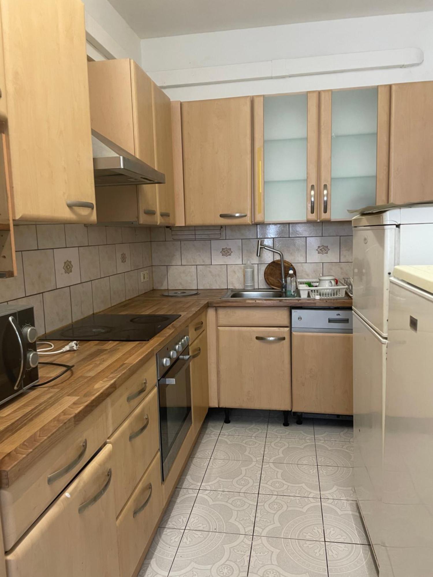 U6 Schoepfwerk Hostel 11 Виена Екстериор снимка