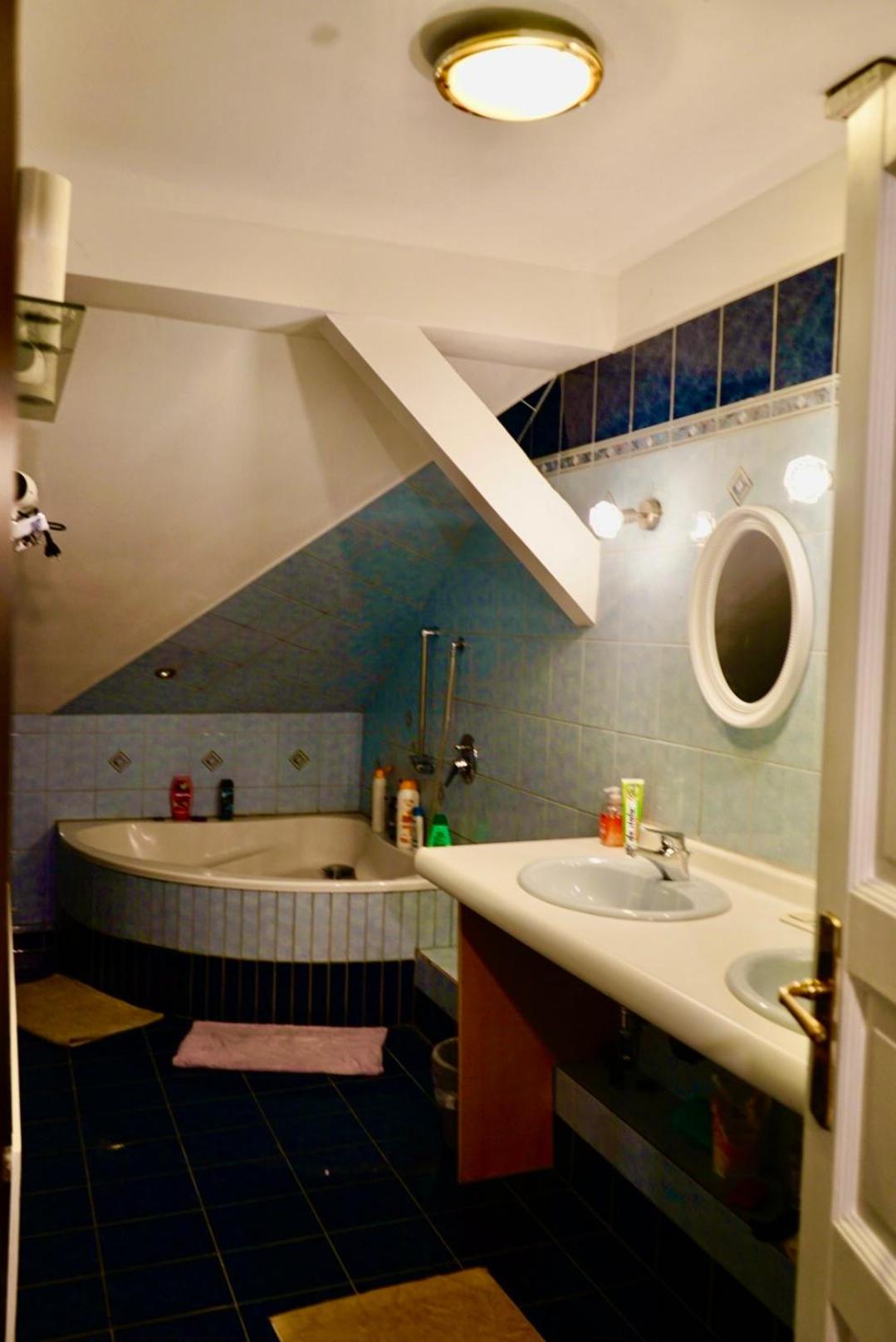 U6 Schoepfwerk Hostel 11 Виена Екстериор снимка