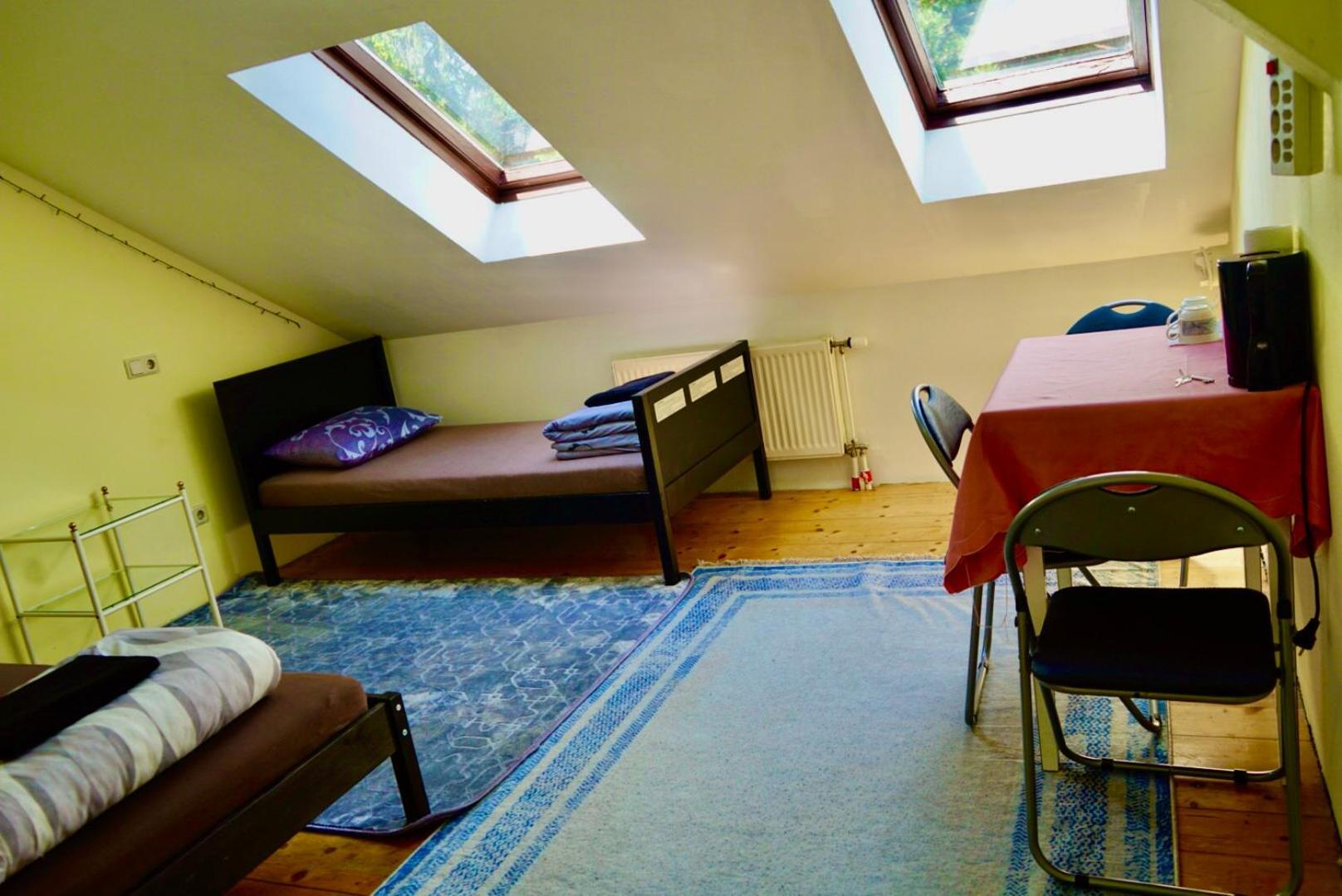 U6 Schoepfwerk Hostel 11 Виена Екстериор снимка